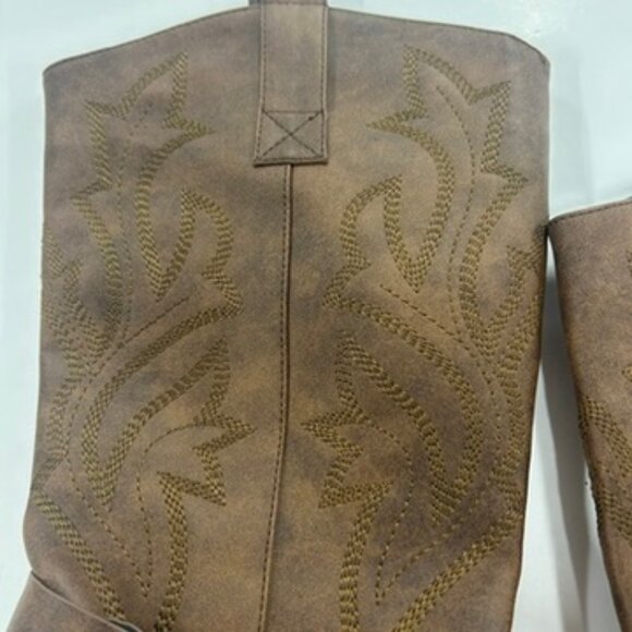 Brown Women’s Cowboy Boots – Mid-Calf Faux Leather Boots size 39.5 (9.5) - Picture 4 of 8